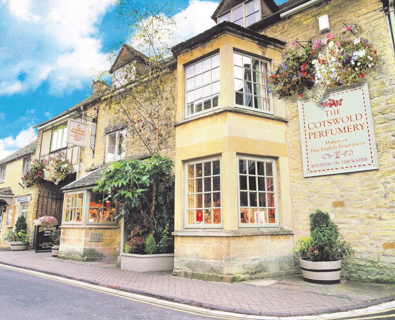 Cotswold Perfumery shop exterior